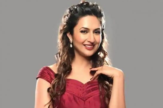 DIVYANKA-1.jpg