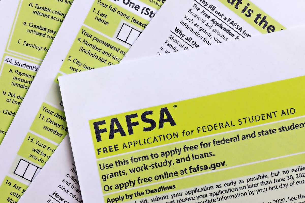 Should You File the FAFSA if You Earn $125,000?